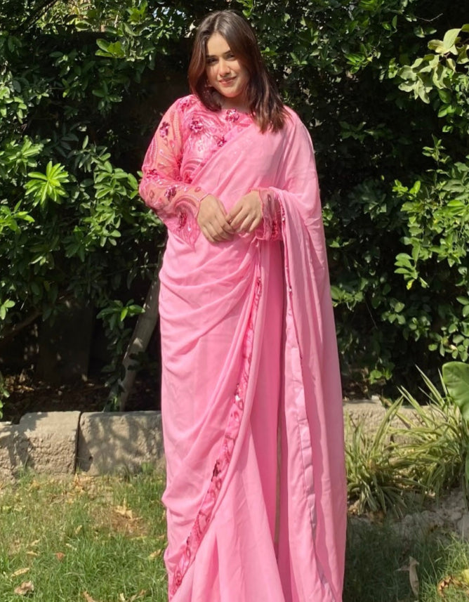 Elegant Embroided Chiffon Pallu Saree (Pink)